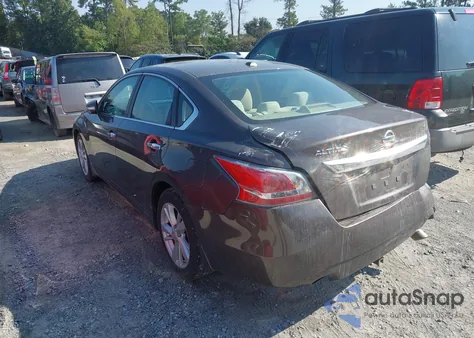 2015 Nissan Altima 2.5 Sv from USA, damaged, VIN 1N4AL3AP3FC250547